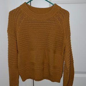 Universal Threads Sweater